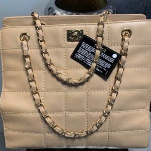 **SOLD** AUTHENTIC CHANEL TOTE Gold Hardware